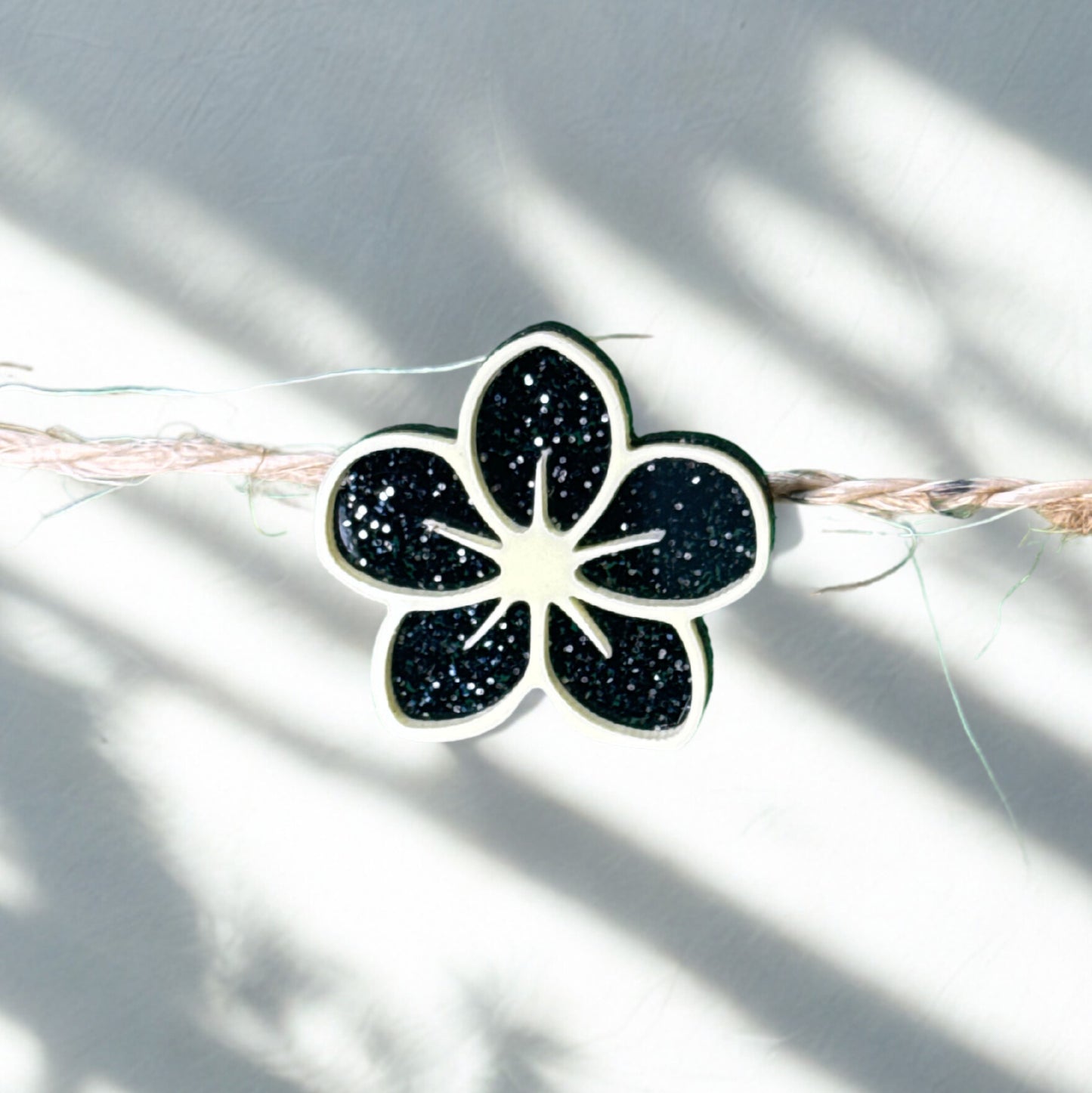 Broche TIARE