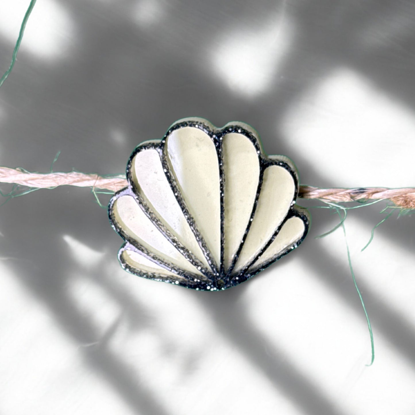 Broche Coque