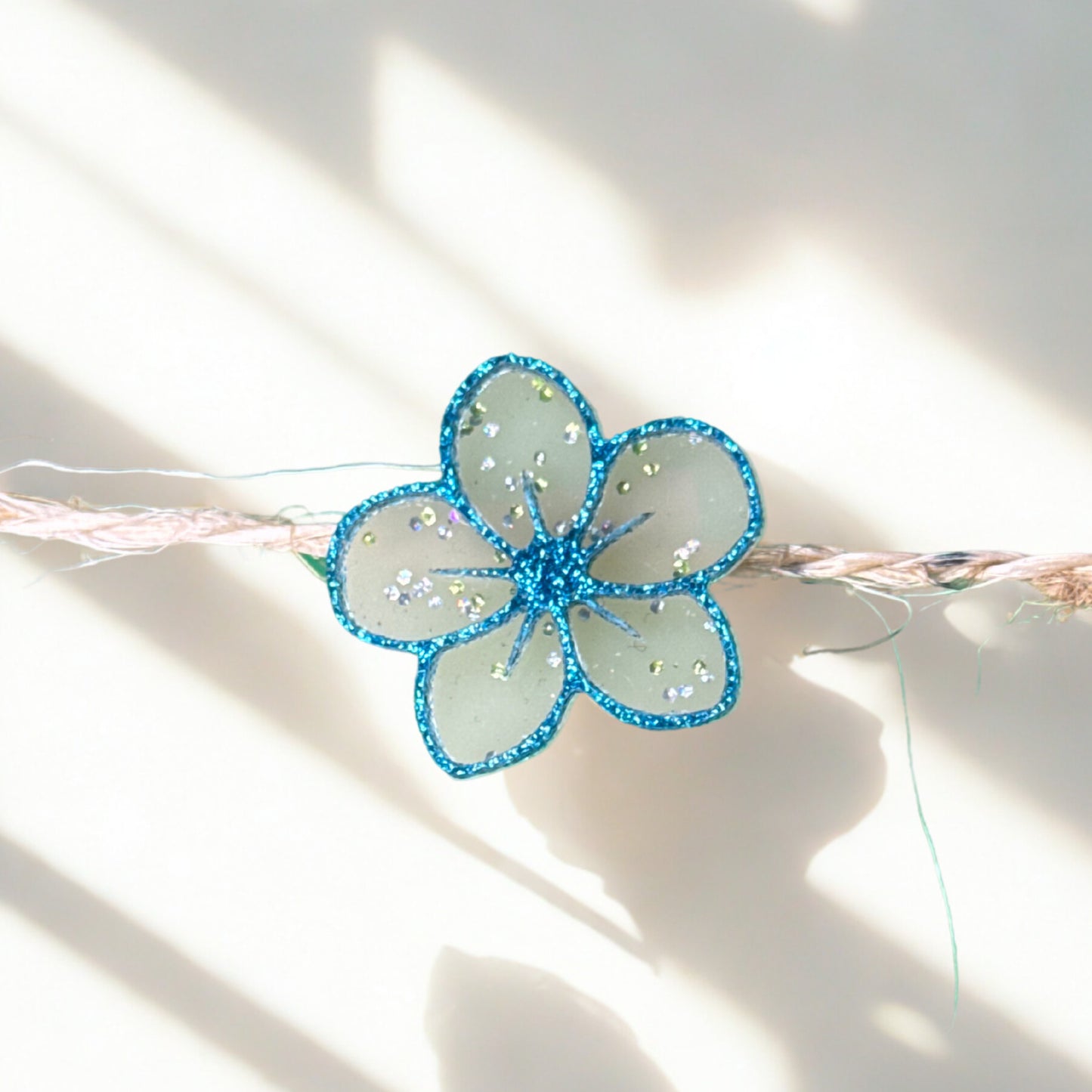 Broche TIARE